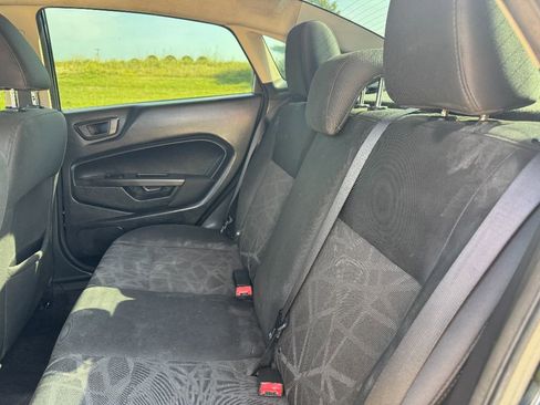 Used 2011 Ford Fiesta SE w/ 203A Rapid Spec Order Code image 17