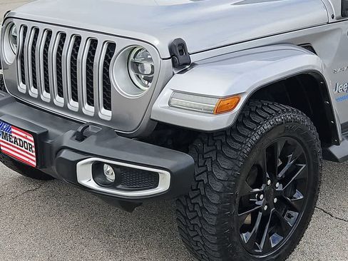 Used 2021 Jeep Wrangler Unlimited Sahara w/ Cold Weather Group image 11