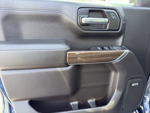 Used 2019 Chevrolet Silverado 1500 RST w/ All-Star Edition image 14