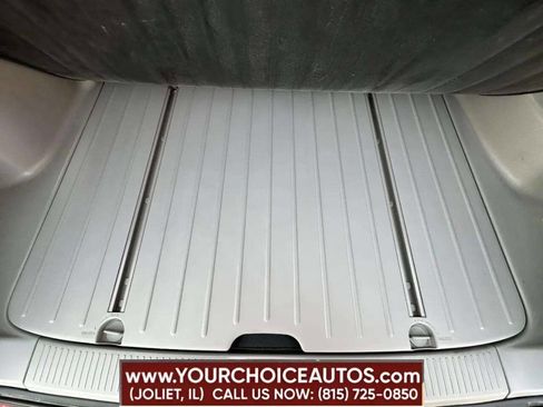 Used 2004 Toyota Matrix image 25