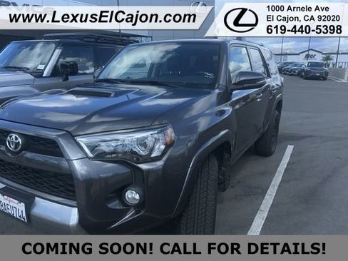 Used 2018 Toyota 4Runner TRD Off-Road Premium image 1