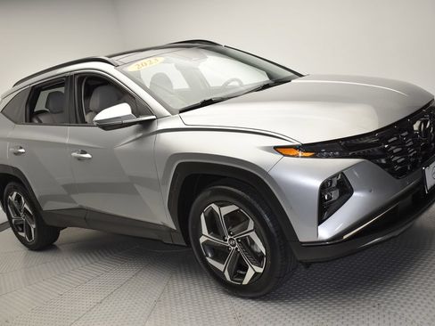 Used 2023 Hyundai Tucson Limited AWD/4WD image 3