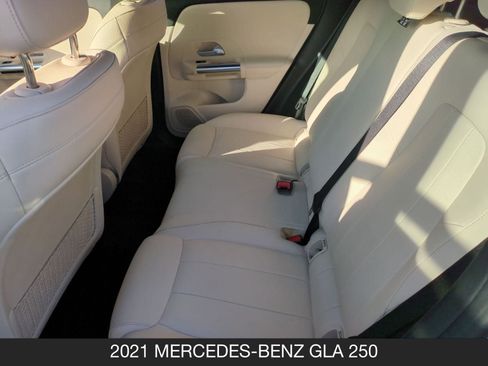 Used 2021 Mercedes-Benz GLA 250 image 15