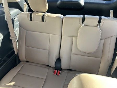 Used 2021 Ford Explorer XLT w/ Equipment Group 202A image 10