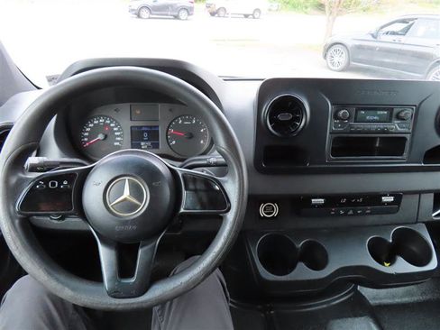 Used 2019 Mercedes-Benz Sprinter 170 image 15