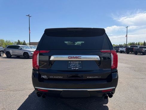 Used 2021 GMC Yukon Denali w/ Denali Ultimate Package AWD/4WD image 6