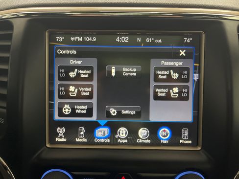 Used 2017 Jeep Grand Cherokee Overland image 16