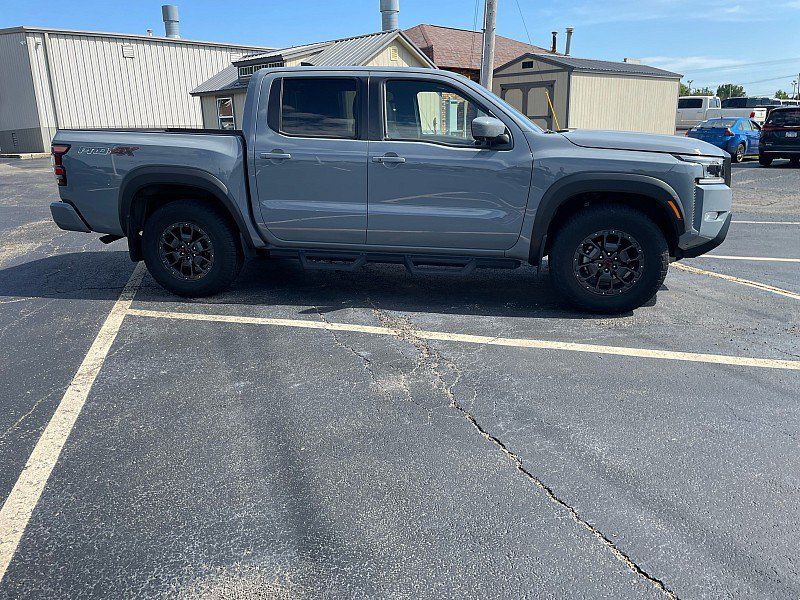Used 2024 Nissan Frontier PRO-4X w/ Pro Premium Package AWD/4WD image 8