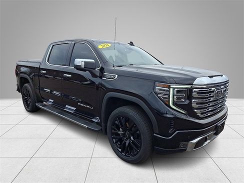 Used 2022 GMC Sierra 1500 Denali w/ Technology Package image 3