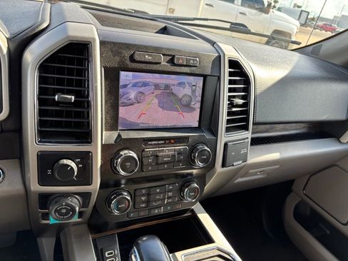 Used 2019 Ford F150 Lariat RWD image 16