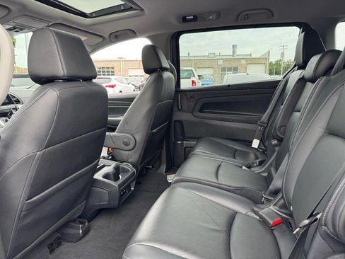 Used 2023 Honda Odyssey EX-L image 14