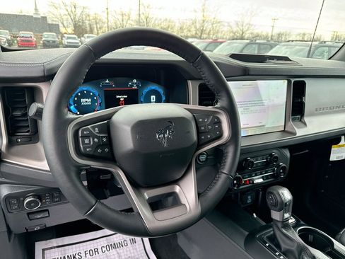 New 2025 Ford Bronco Outer Banks image 5