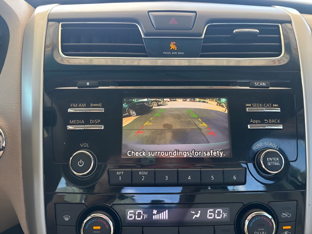 Used 2014 Nissan Altima 2.5 SV FWD image 8