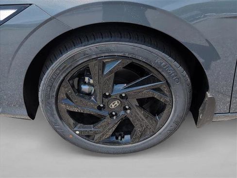 New 2026 Hyundai Elantra Sport FWD image 10