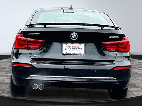 Used 2018 BMW 330i Gran Turismo xDrive w/ Premium Package AWD/4WD image 6