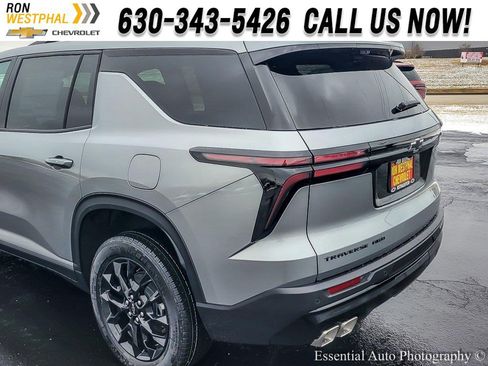 New 2026 Chevrolet Traverse LT w/ Midnight/Sport Edition image 6