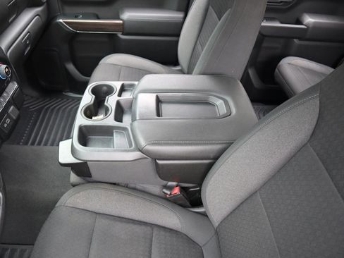 Used 2021 Chevrolet Silverado 1500 LT w/ Z71 Off-Road Package image 33