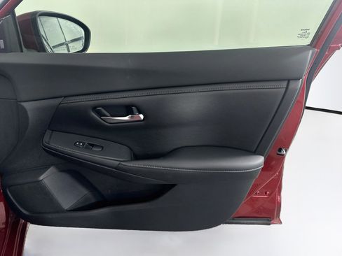 Used 2021 Nissan Sentra SV FWD image 29