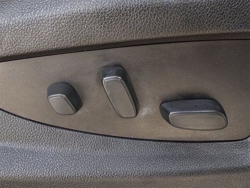 Used 2018 GMC Yukon Denali w/ Denali Ultimate Package image 26