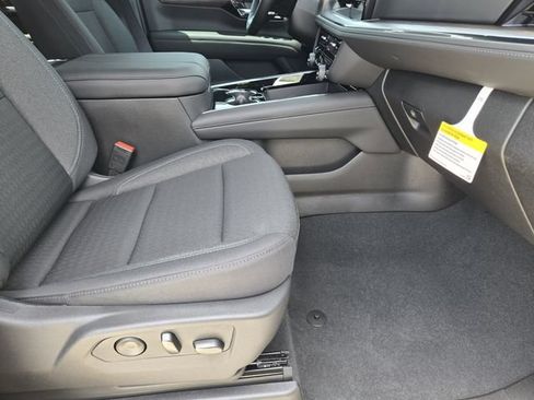 New 2026 Chevrolet Tahoe LS RWD image 10
