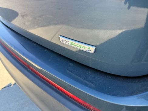 Used 2016 Ford Edge SE image 10