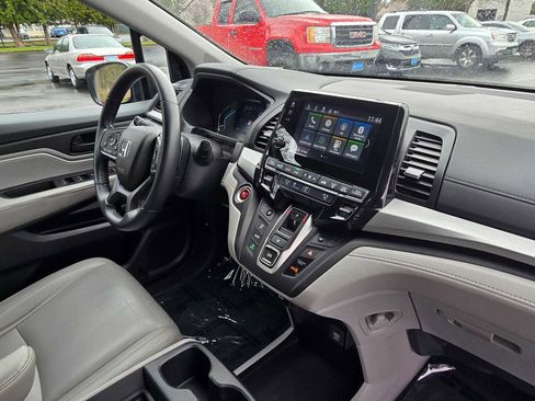 Used 2021 Honda Odyssey EX-L image 11