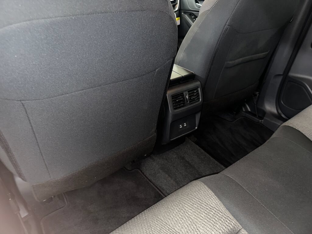Used 2026 Nissan Rogue SV AWD/4WD image 20