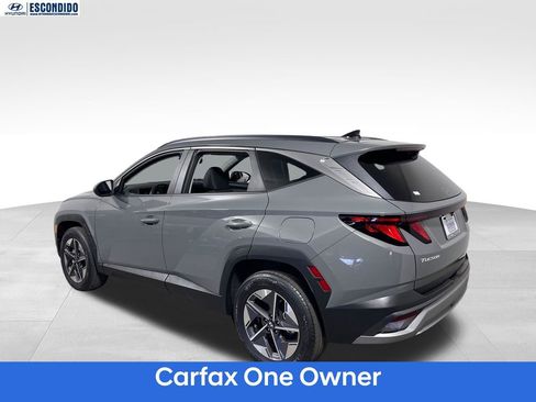 Certified 2025 Hyundai Tucson SEL AWD/4WD image 3