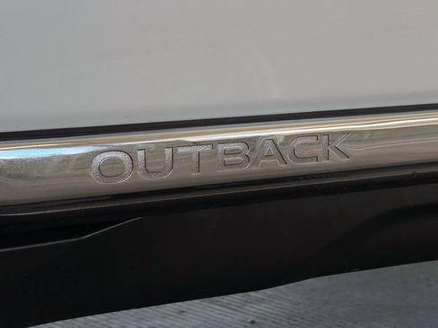 Used 2017 Subaru Outback 2.5i Touring w/ Popular Package #5A AWD/4WD image 14