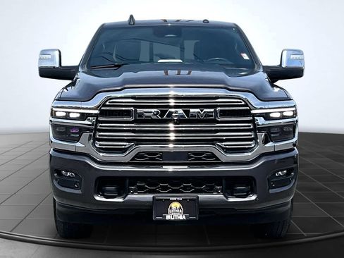 Used 2025 RAM 2500 Laramie AWD/4WD image 6