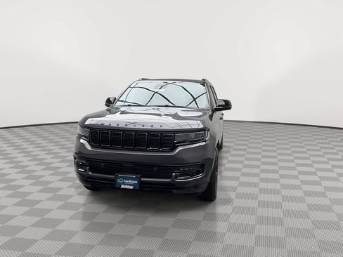 Used 2024 Jeep Wagoneer Series II AWD/4WD image 37