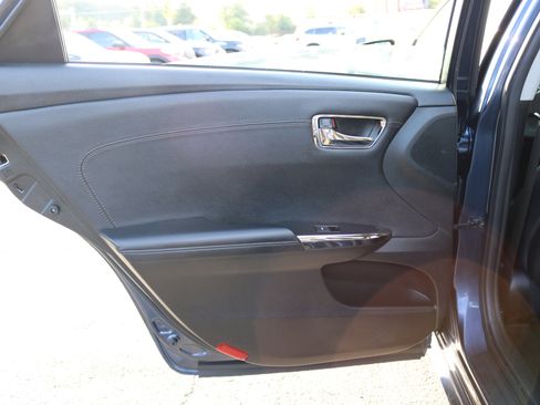 Used 2016 Toyota Avalon XLE Premium image 35