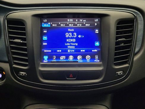 Used 2015 Chrysler 200 S w/ Navigation & Sound Group I FWD image 25