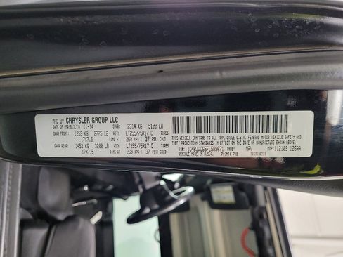 Used 2015 Jeep Wrangler Rubicon w/ Power Convenience Group AWD/4WD image 33