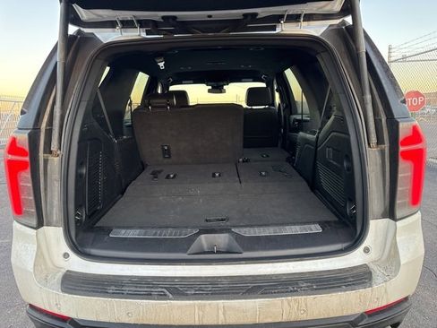 Used 2025 Chevrolet Tahoe Z71 image 8