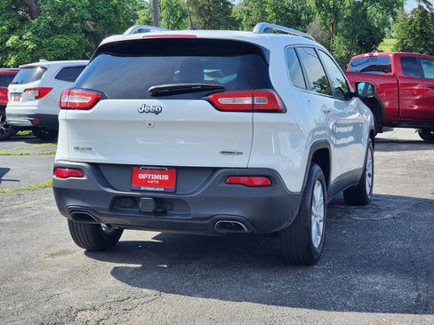 Used 2015 Jeep Cherokee Latitude w/ Cold Weather Group AWD/4WD image 7