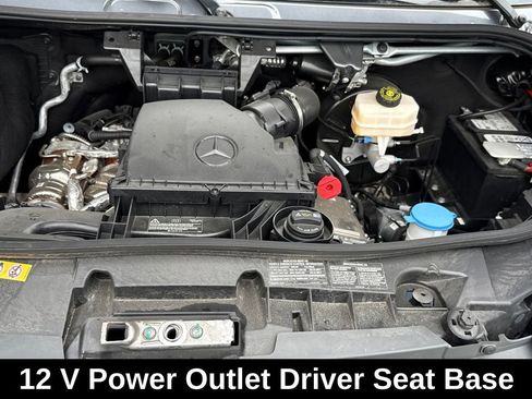 Used 2024 Mercedes-Benz Sprinter 3500 image 21