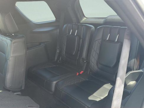 Used 2017 Ford Explorer Platinum AWD/4WD image 48