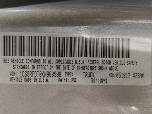 Used 2019 RAM 1500 Laramie image 33