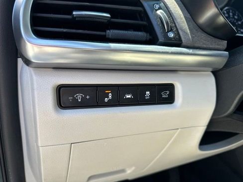Used 2022 Kia Telluride EX w/ EX Premium Package AWD/4WD image 7