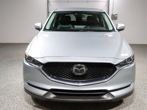 Used 2021 MAZDA CX-5 Touring FWD image 4