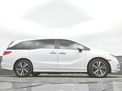 Used 2023 Honda Odyssey Touring image 51