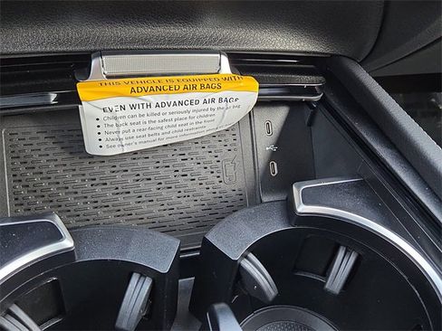 New 2025 Mercedes-Benz GLE 450 4MATIC image 15