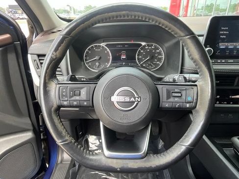 Used 2023 Nissan Rogue SV w/ SV Premium B Package FWD image 13