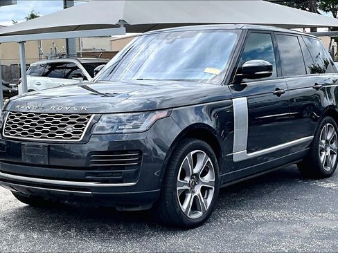 Used 2018 Land Rover Range Rover HSE AWD/4WD image 3