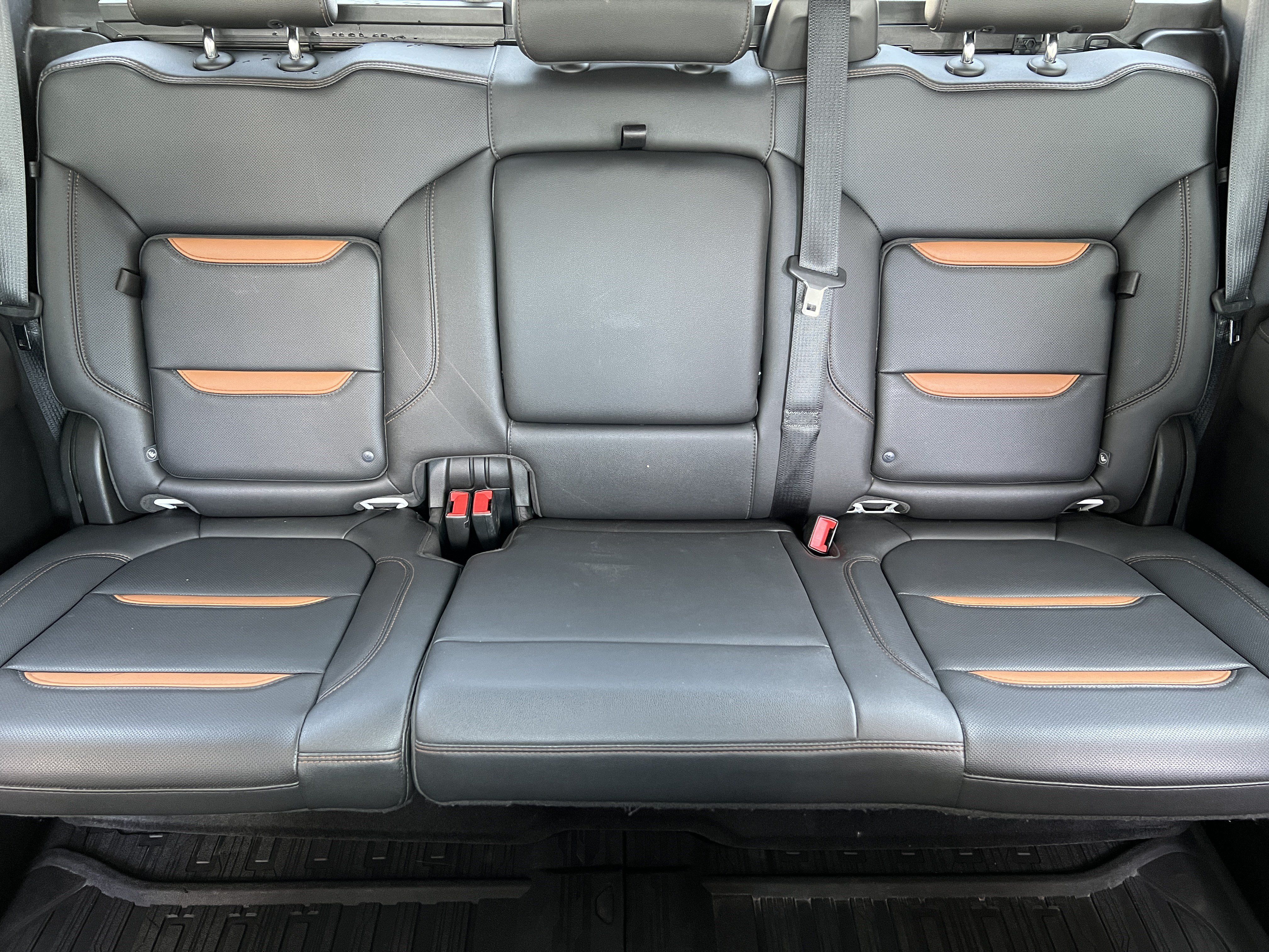 Used 2019 GMC Sierra 1500 AT4 w/ AT4 Premium Package AWD/4WD image 16