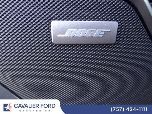 Used 2025 GMC Sierra 1500 SLT w/ SLT Premium Plus Package AWD/4WD image 8