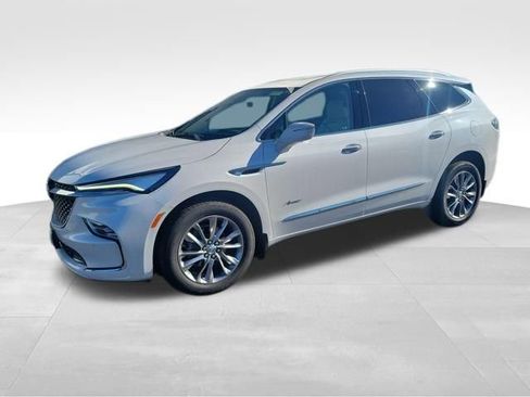 Used 2023 Buick Enclave Avenir w/ Avenir Technology Package image 1
