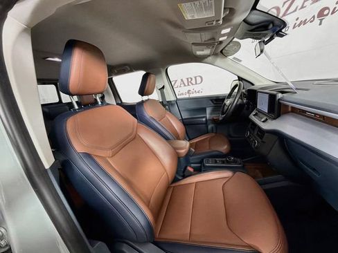Certified 2024 Ford Maverick Lariat FWD image 35