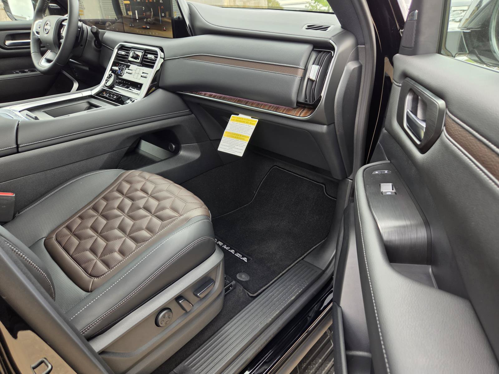 New 2027 Nissan Armada Platinum AWD/4WD image 11